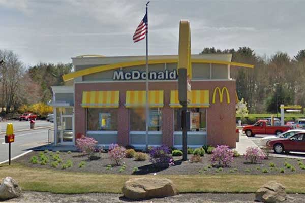 Come work for McDonald’s! We have openings for Crew Members in many of our Rhode Island Locations.